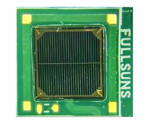 808 nm / 6 W six-junction GaAs cell